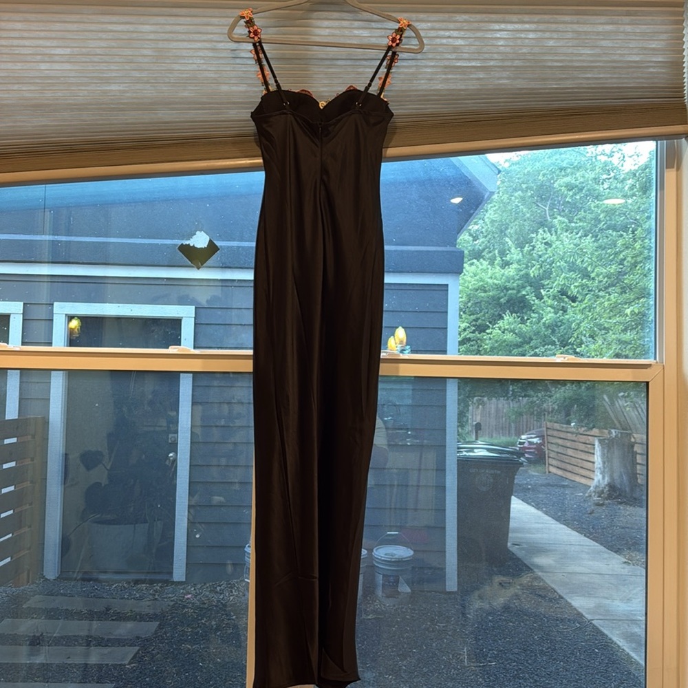 Magnetic Forces Maxi Dress Black - Picture 8 of 8